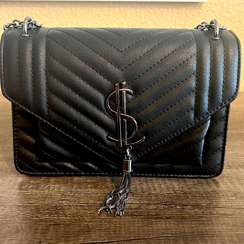 Black purse